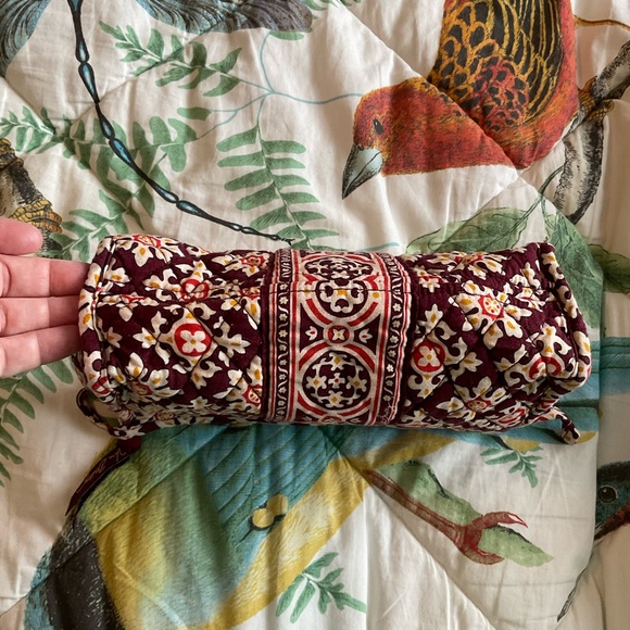 *Retired* Vera Bradley pouch - Picture 8 of 9